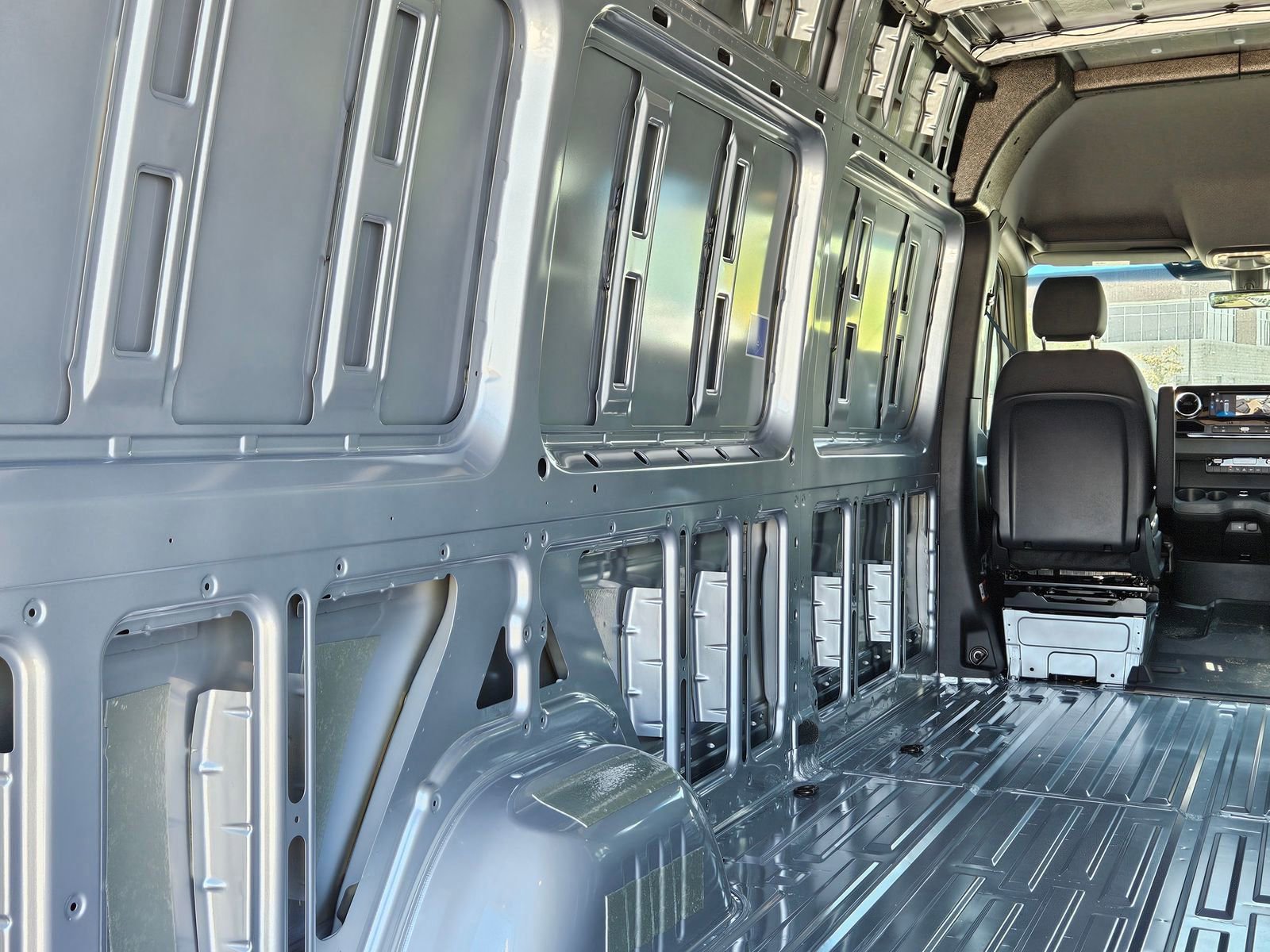 New 2025 Mercedes-Benz Sprinter 2500 image 31