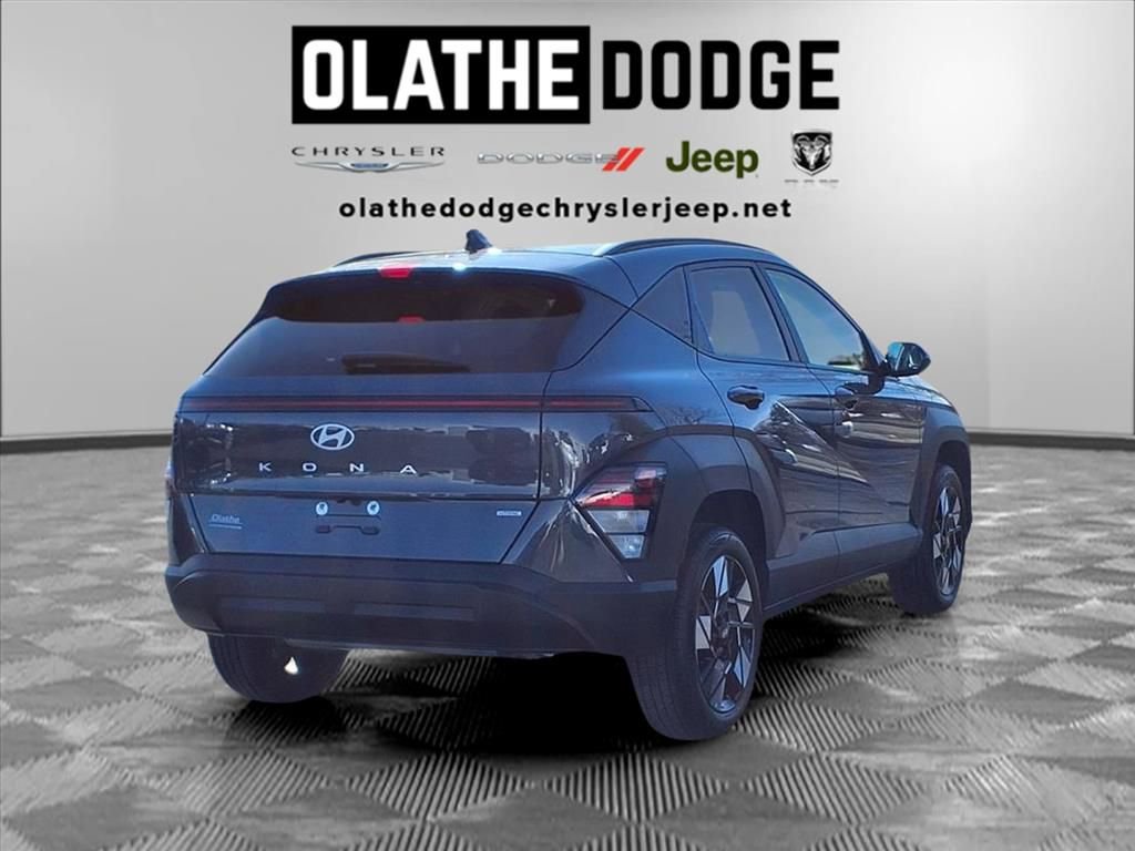 Used 2025 Hyundai Kona SEL image 26