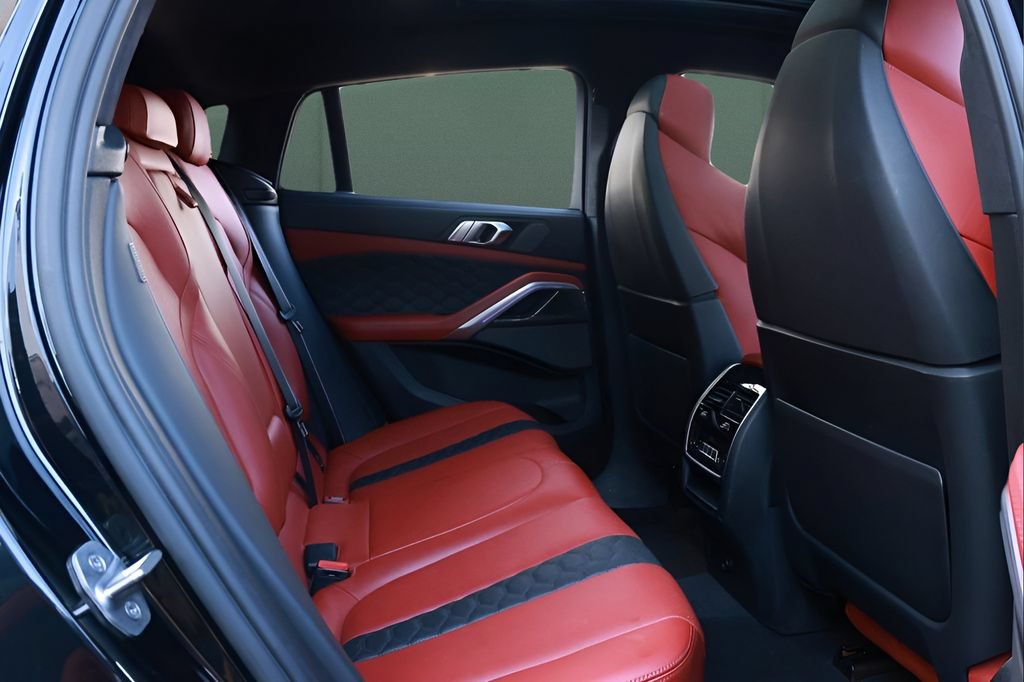Used 2022 BMW X6 M w/ Competition Package AWD/4WD image 21