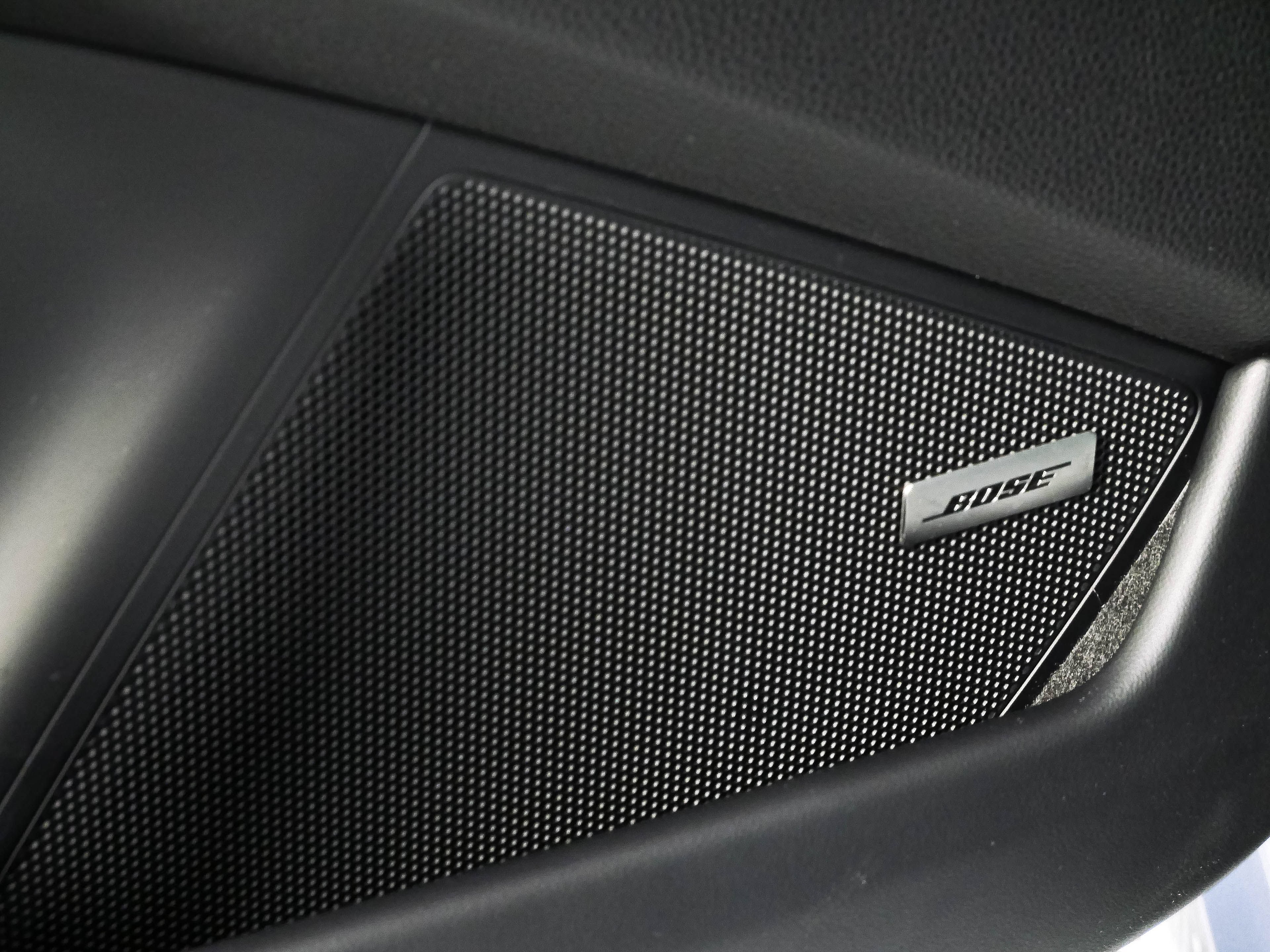 Certified 2025 Porsche 911 Carrera RWD image 7