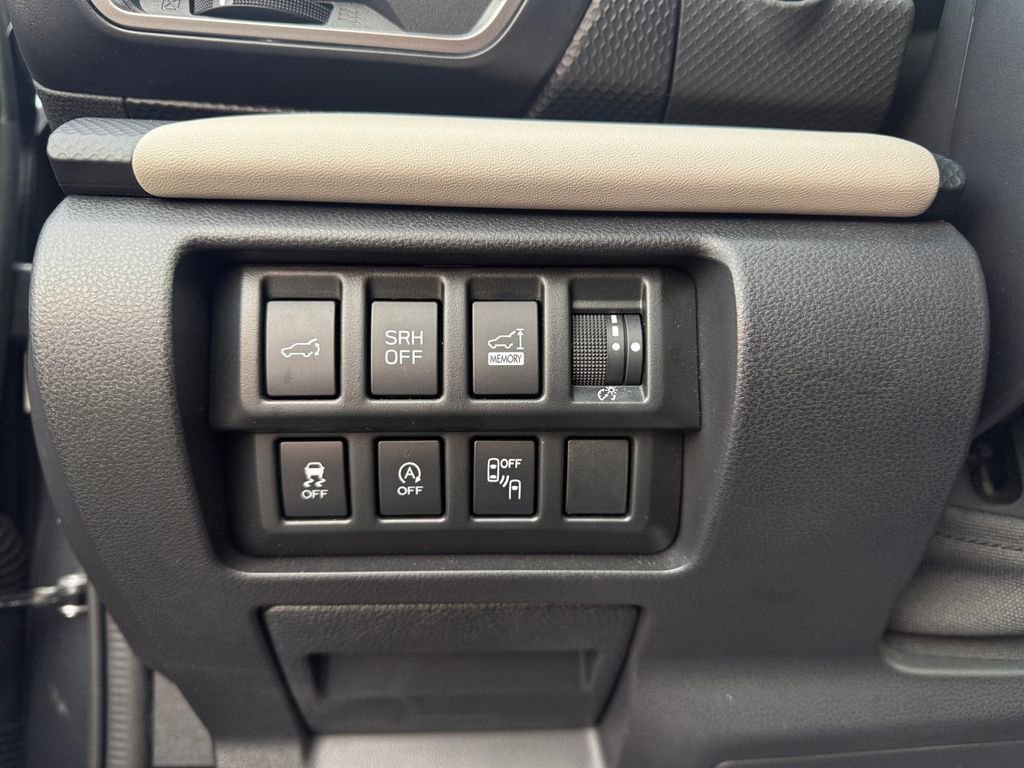 Certified 2023 Subaru Forester Limited image 21