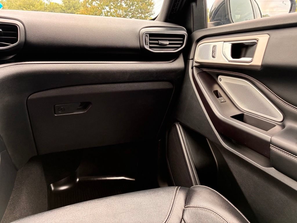 Used 2020 Ford Explorer ST w/ Premium Technology Package AWD/4WD image 40