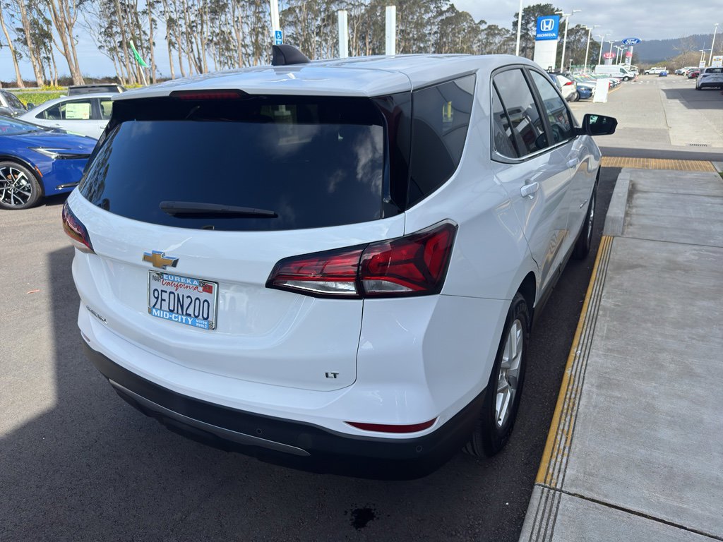 Used 2023 Chevrolet Equinox LT image 12