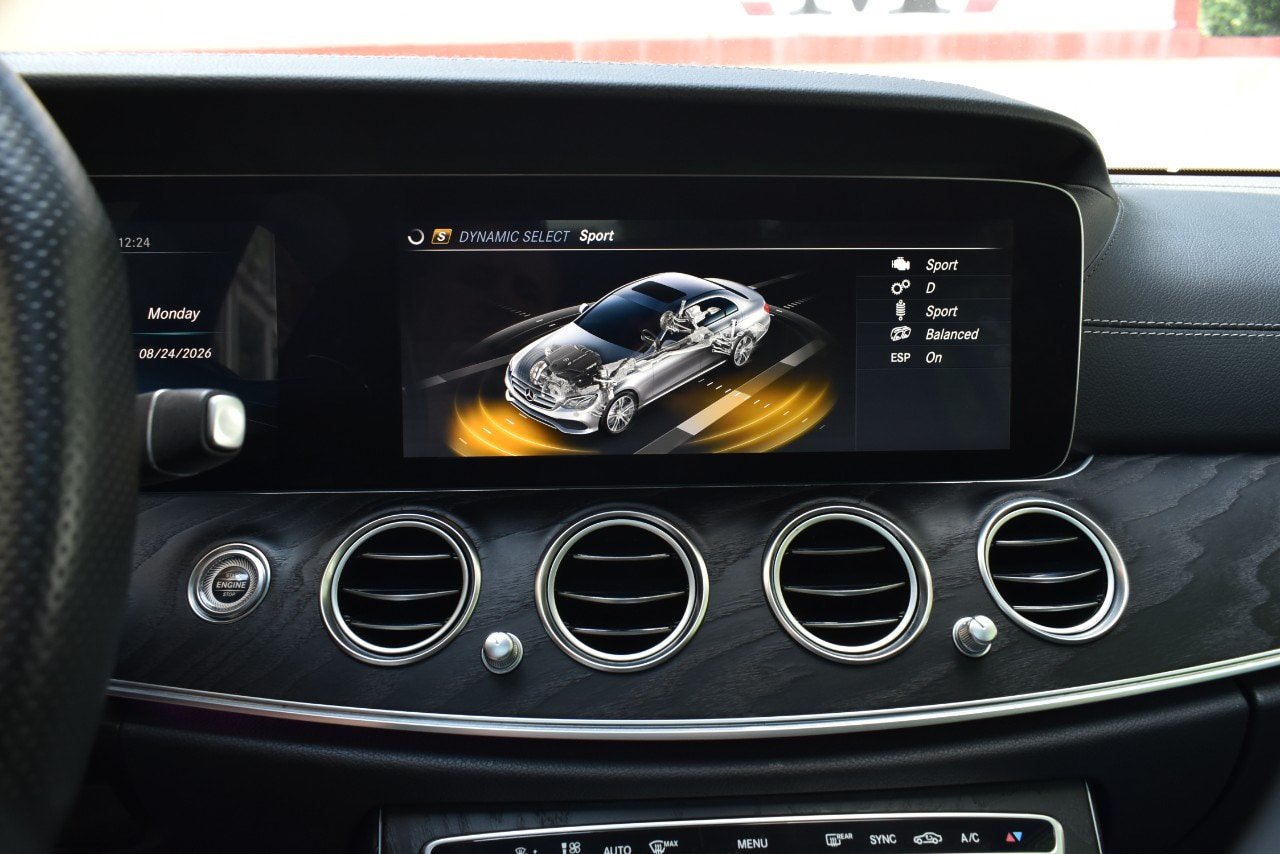 Used 2019 Mercedes-Benz E 53 AMG 4MATIC Sedan image 25