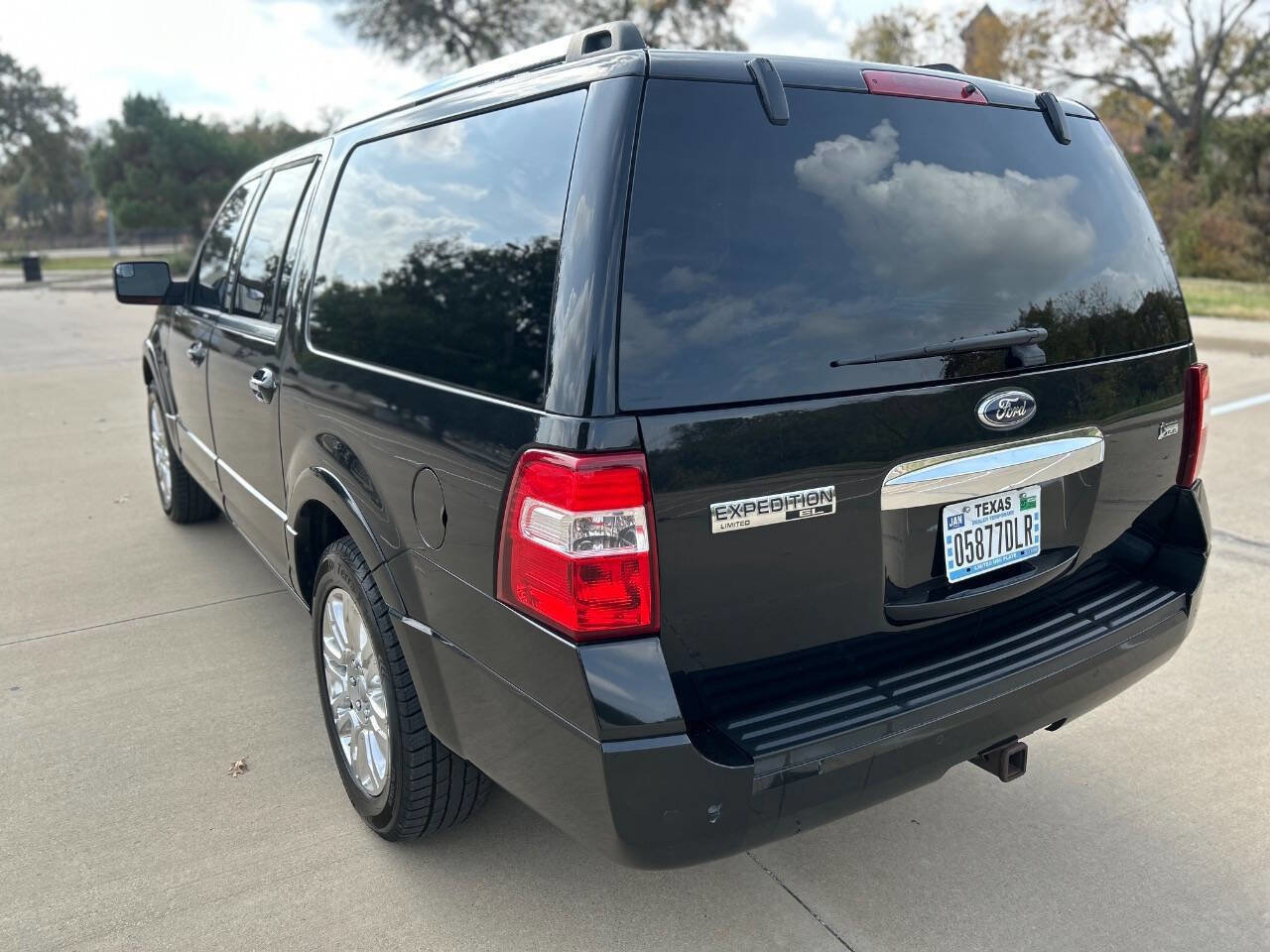 Used 2013 Ford Expedition EL Limited image 8