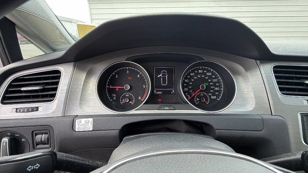 Used 2015 Volkswagen Golf TDI S FWD image 18