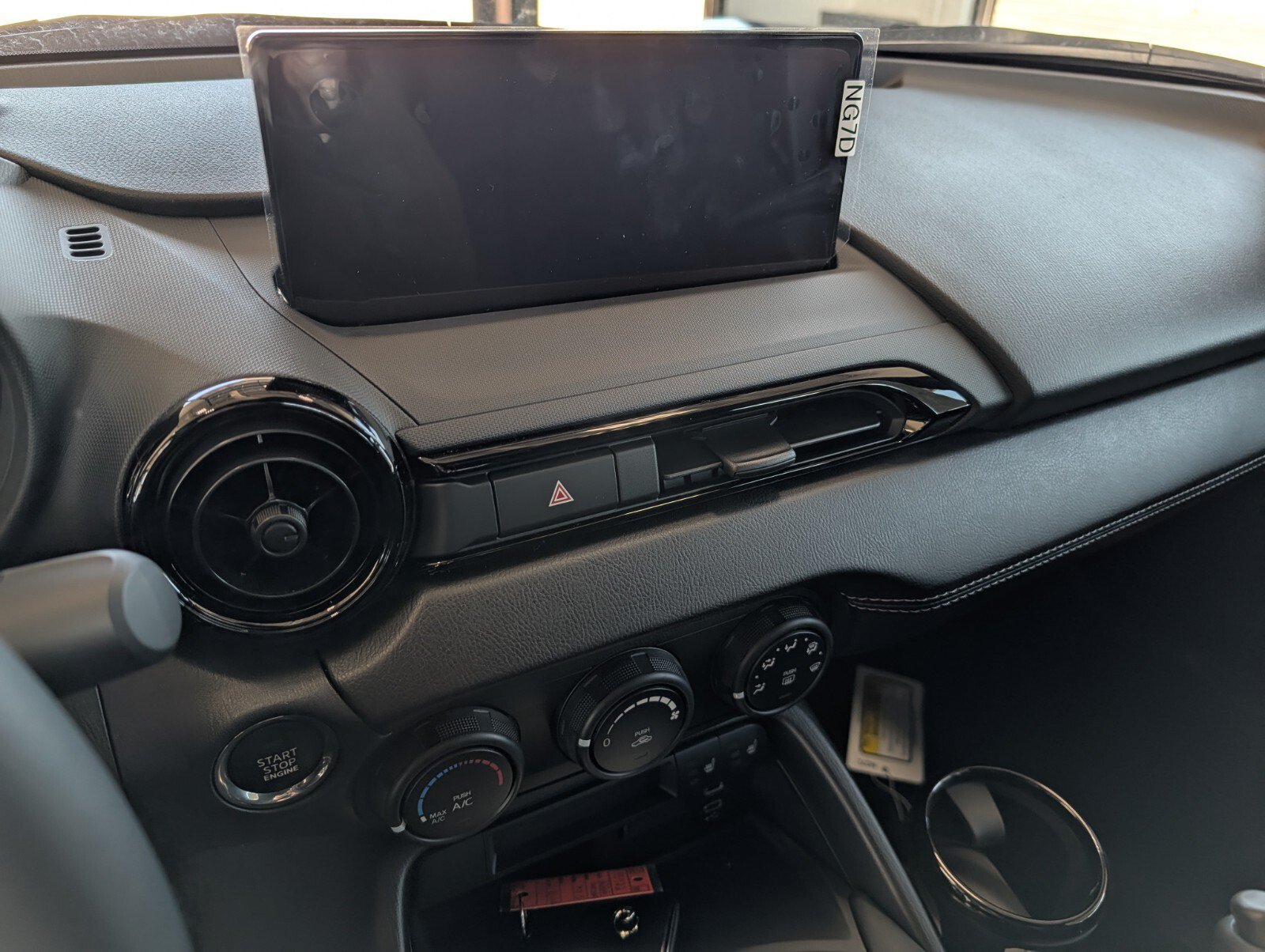 New 2026 MAZDA MX-5 Miata Club w/ Interior Package RWD image 19