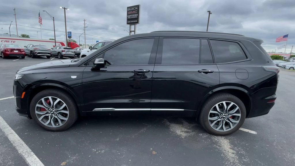 Used 2024 Cadillac XT6 Sport w/ Technology Package AWD/4WD image 7