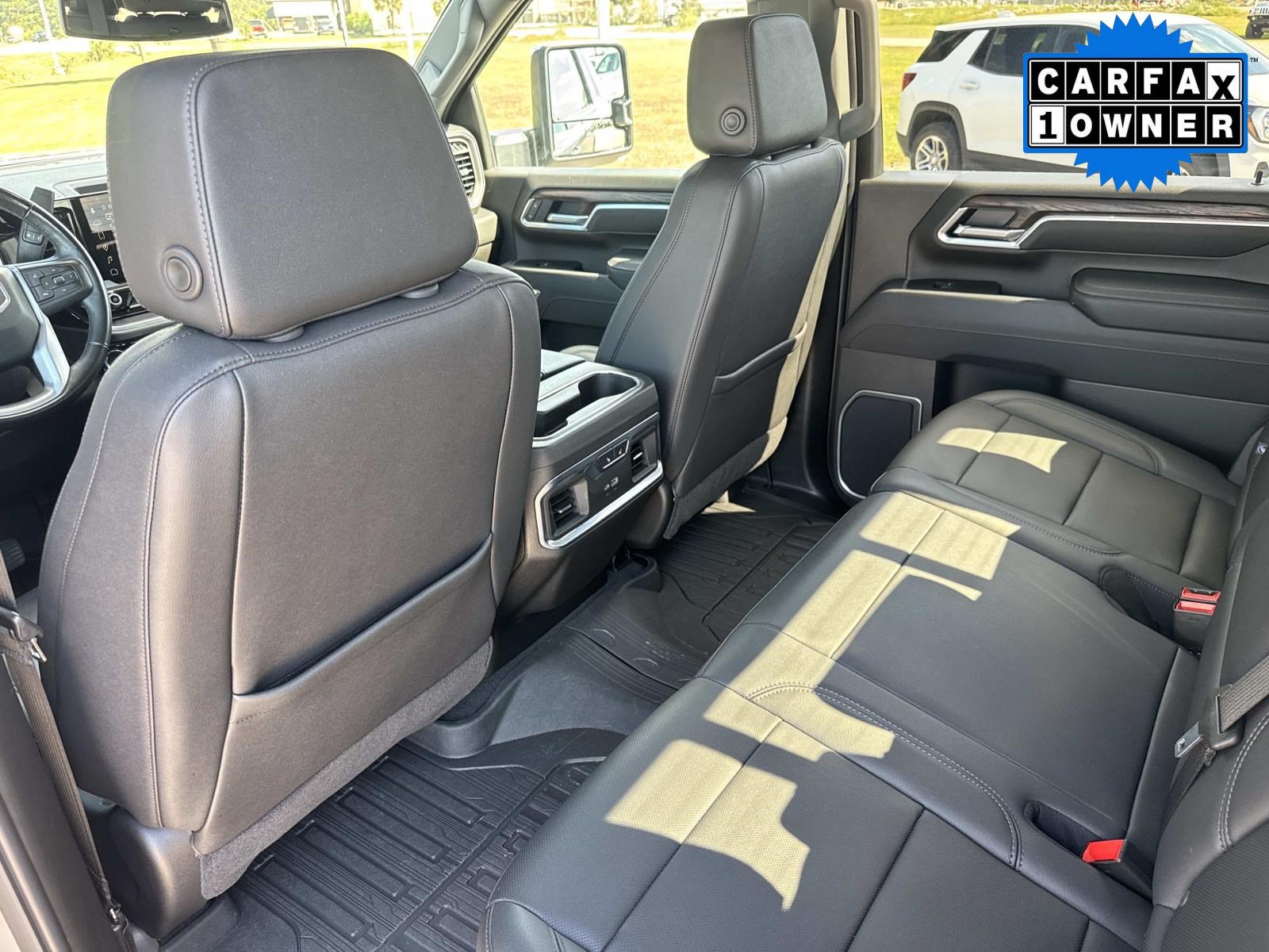 Used 2025 GMC Sierra 2500 SLT AWD/4WD image 18