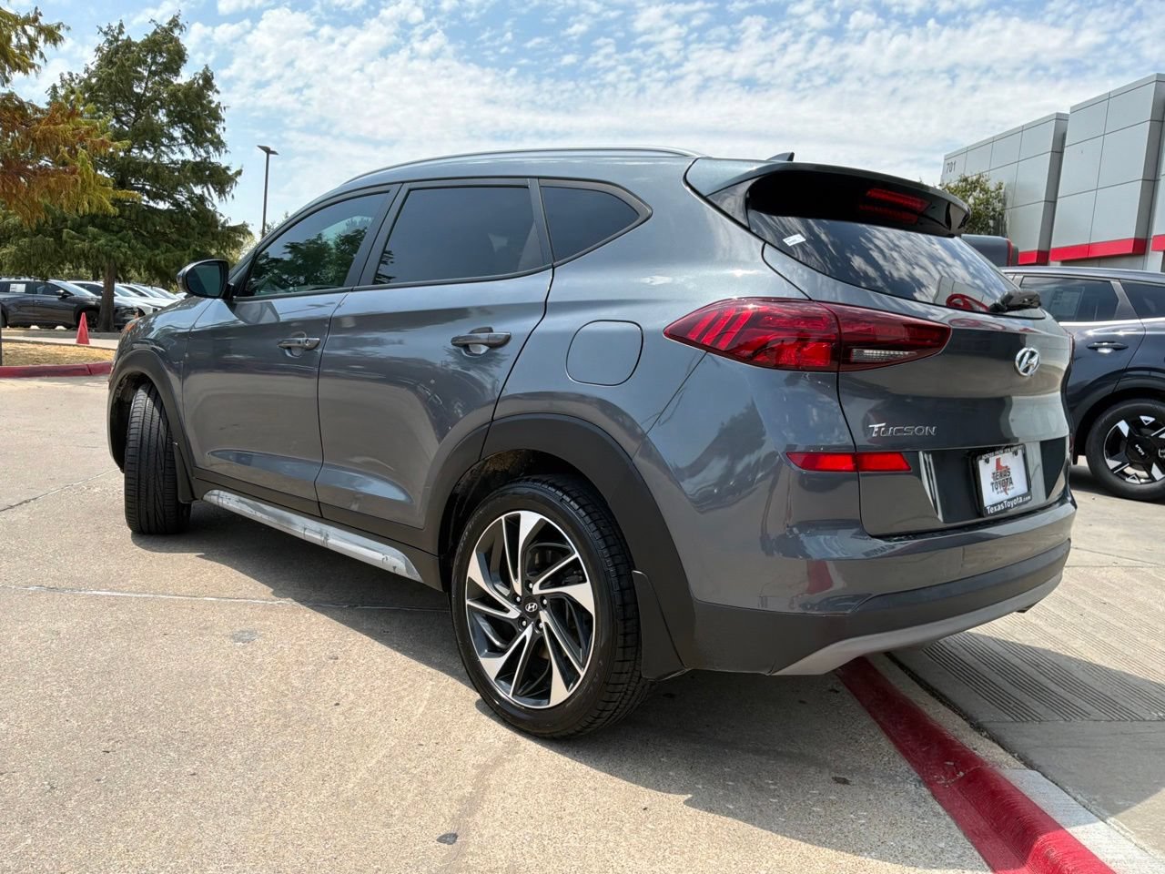 Used 2019 Hyundai Tucson Sport FWD image 8
