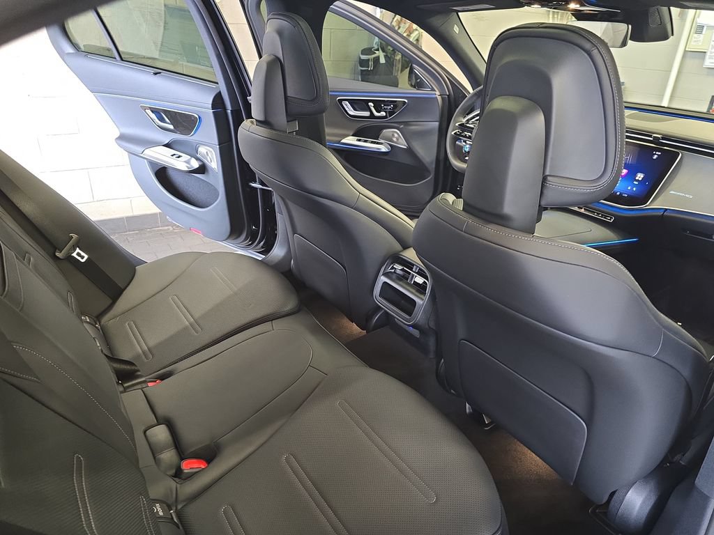 Certified 2025 Mercedes-Benz E 53 AMG e 4MATIC Sedan image 12