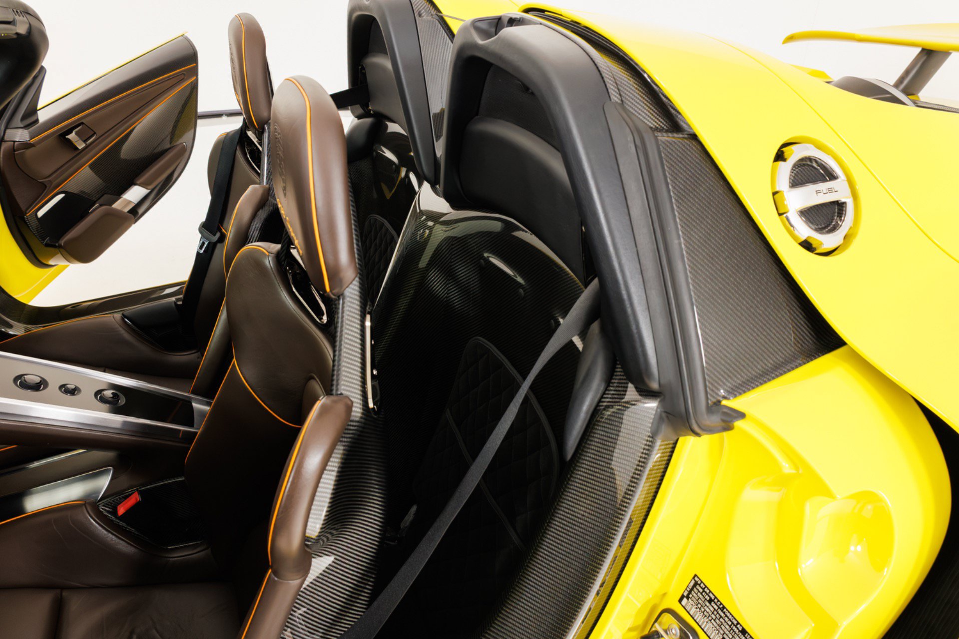 Used 2015 Porsche 918 Spyder AWD/4WD image 44