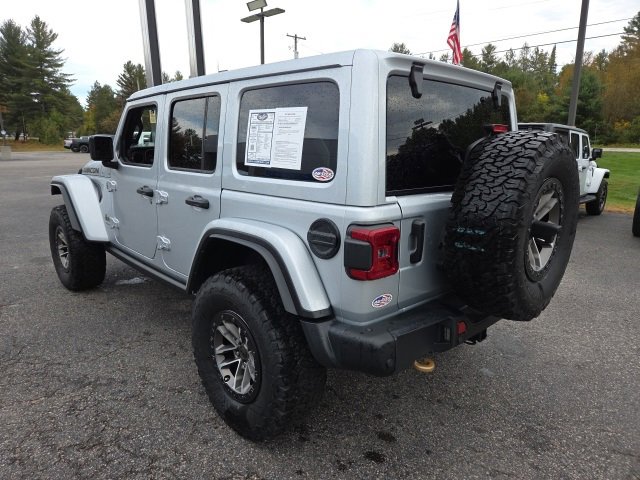 Used 2024 Jeep Wrangler Unlimited Rubicon 392 image 27