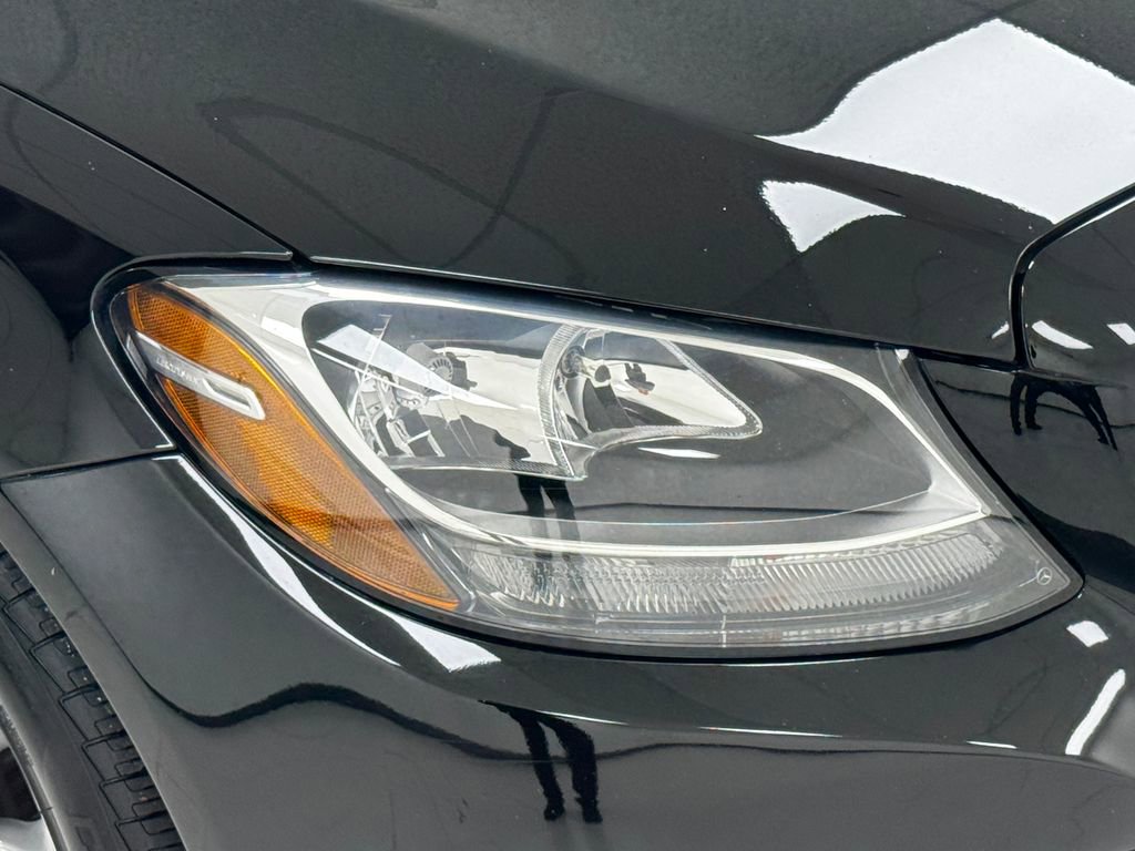 Used 2015 Mercedes-Benz C 300 4MATIC Sedan image 34