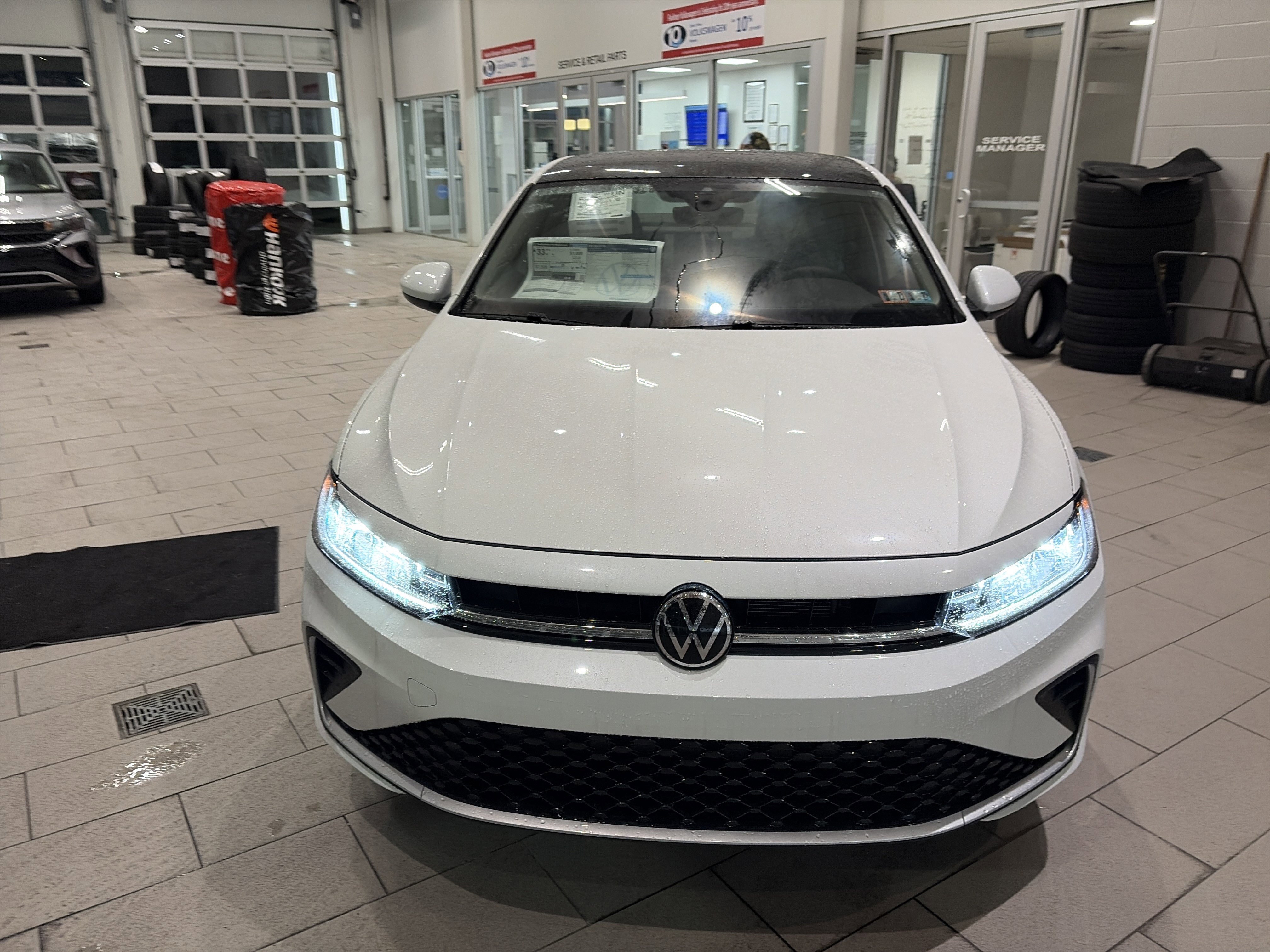New 2026 Volkswagen Jetta SE image 2