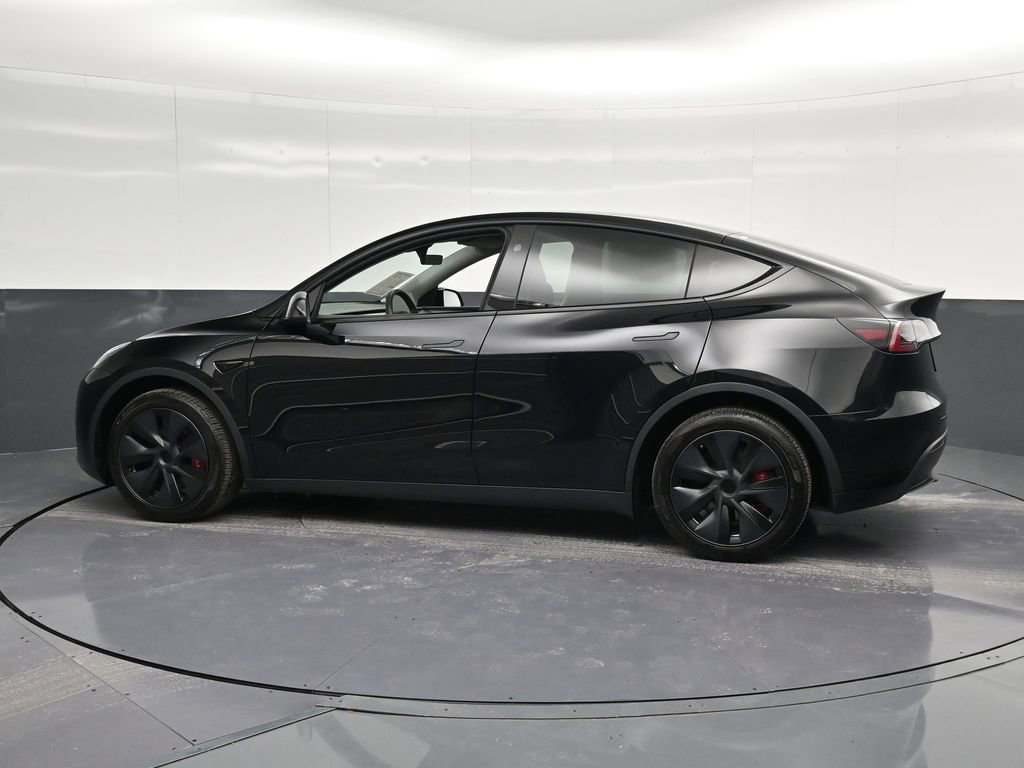 Used 2024 Tesla Model Y Long Range image 8