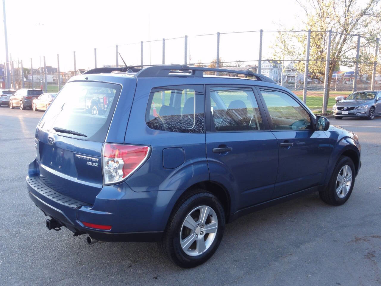 Used 2012 Subaru Forester 2.5X w/ Alloy Wheel Pkg AWD/4WD image 3