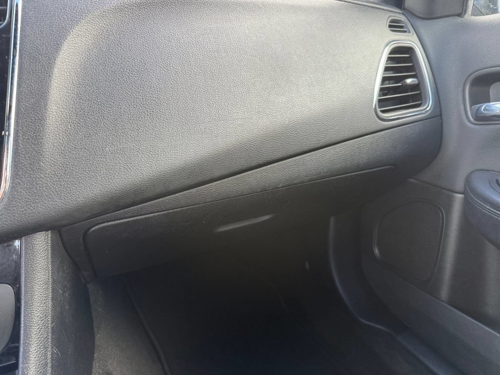 Used 2014 Chrysler 200 Touring FWD image 27