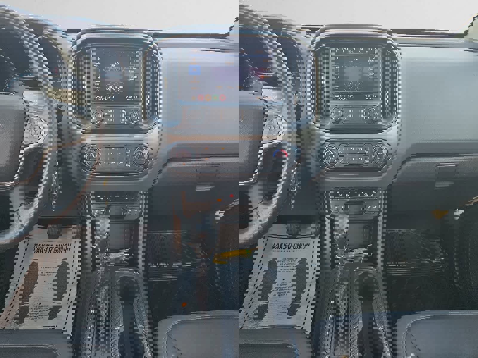 Used 2022 Chevrolet Colorado Z71 w/ Safety Package image 11