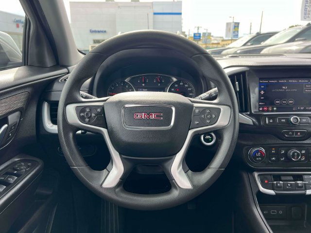 Used 2024 GMC Terrain SLE AWD/4WD image 15