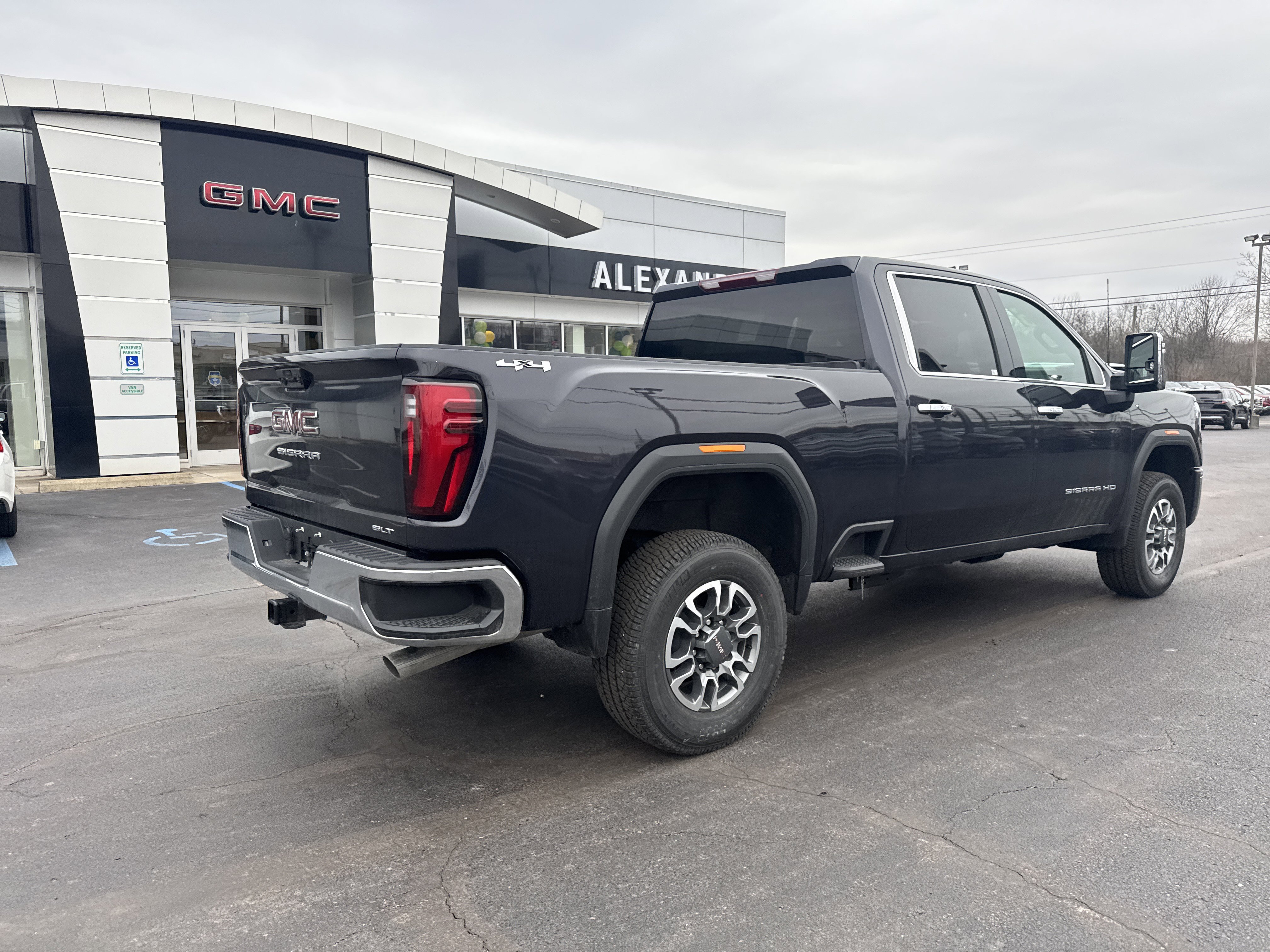 New 2026 GMC Sierra 2500 SLT video 3