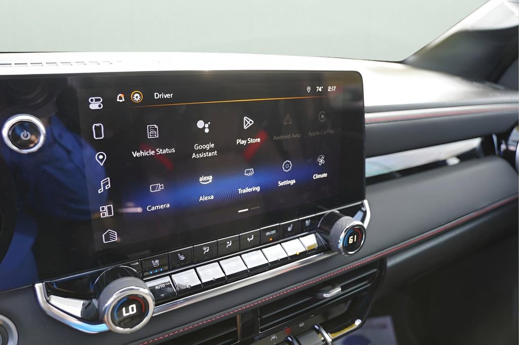 Used 2023 Chevrolet Colorado Z71 w/ Z71 Convenience Package 2 image 29