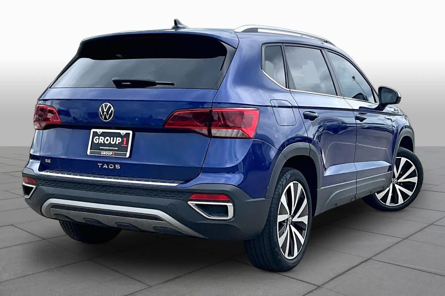 Used 2022 Volkswagen Taos SE FWD image 12