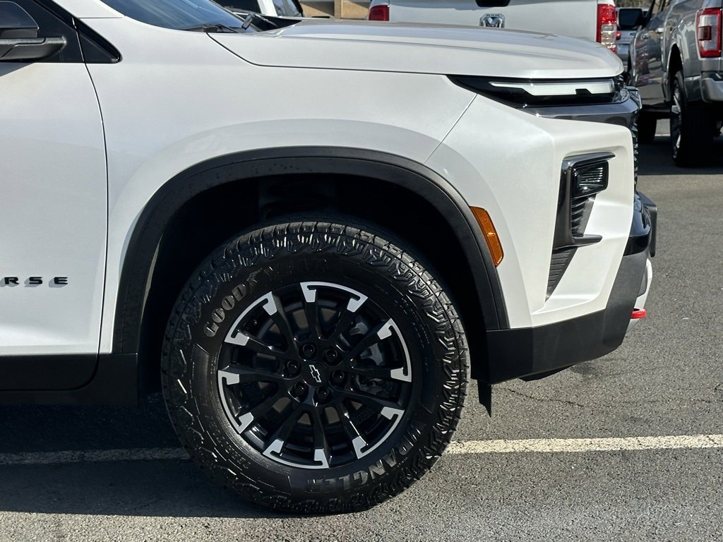 Used 2025 Chevrolet Traverse Z71 w/ Driver Confidence Package image 47