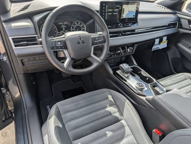 New 2026 Mitsubishi Outlander LE FWD image 14
