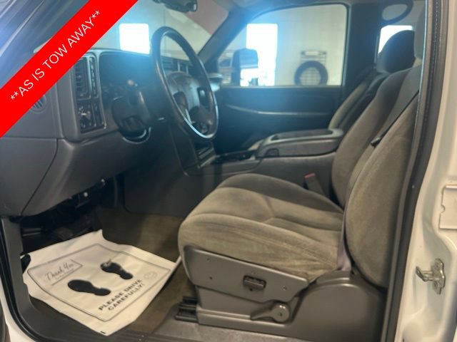 Used 2005 Chevrolet Silverado 1500 LS w/ Skid Plate Package AWD/4WD image 16