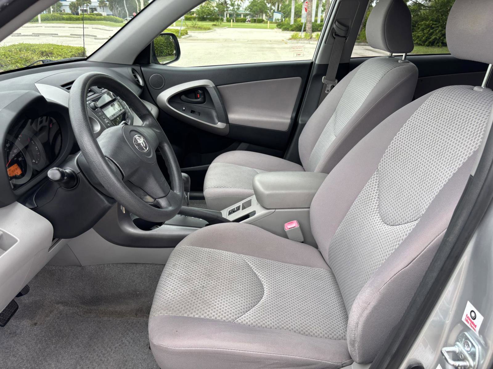 Used 2006 Toyota RAV4 2WD image 14