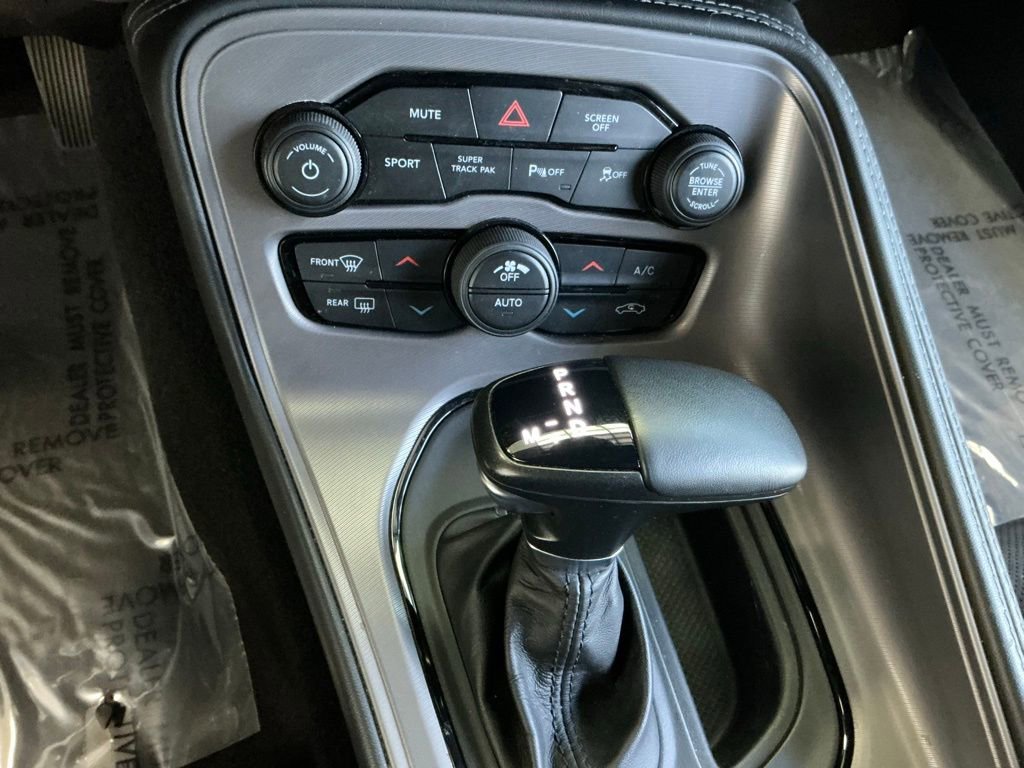 Used 2023 Dodge Challenger R/T w/ Plus Package image 10
