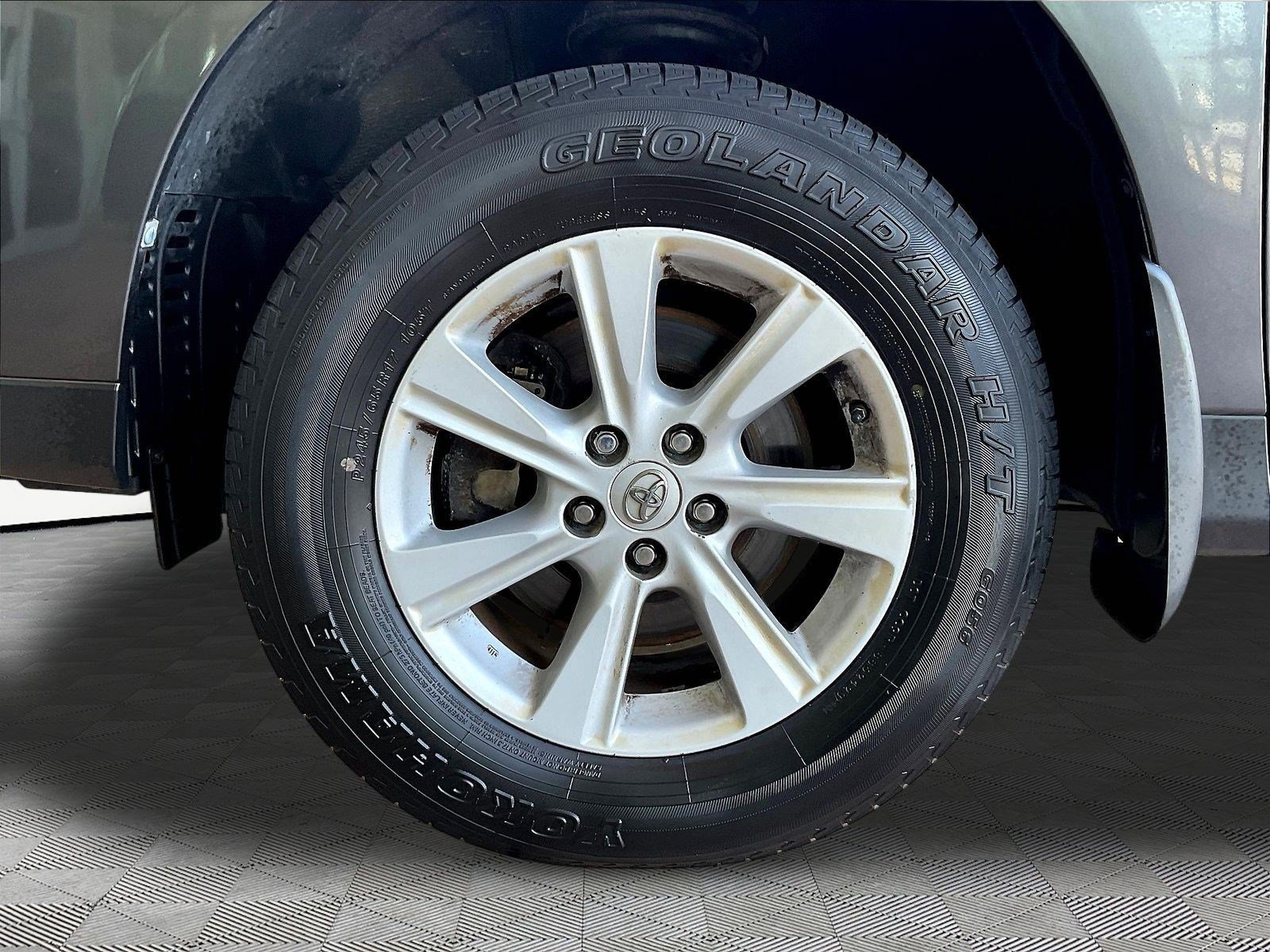 Used 2013 Toyota Highlander SE AWD/4WD image 32