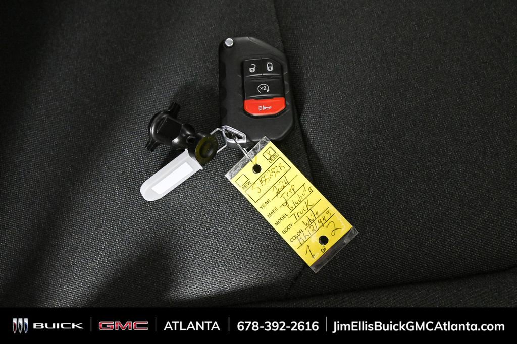 Used 2024 Jeep Gladiator Sport image 24