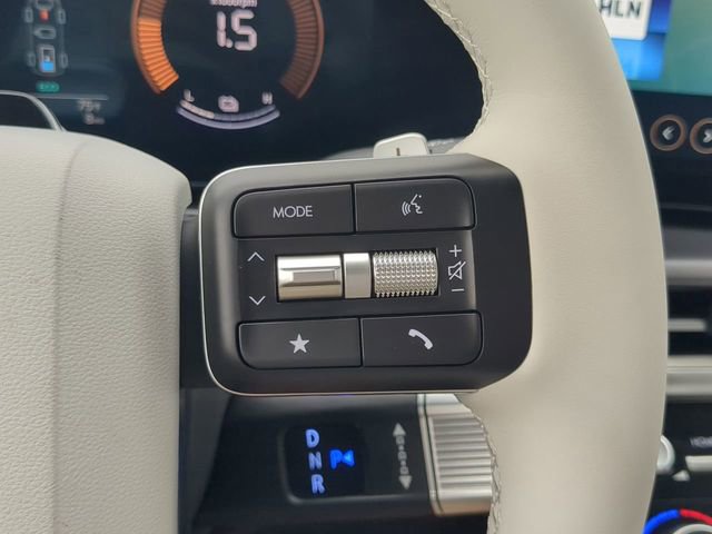 New 2025 Hyundai Santa Fe SEL image 25