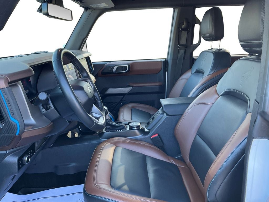 Used 2023 Ford Bronco Outer Banks image 9