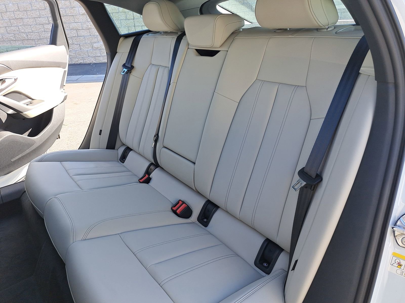 New 2025 Audi A6 e-tron Premium image 14