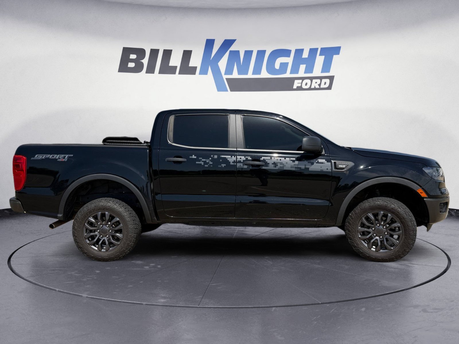 Used 2022 Ford Ranger XLT w/ Equipment Group 301A Mid AWD/4WD image 6