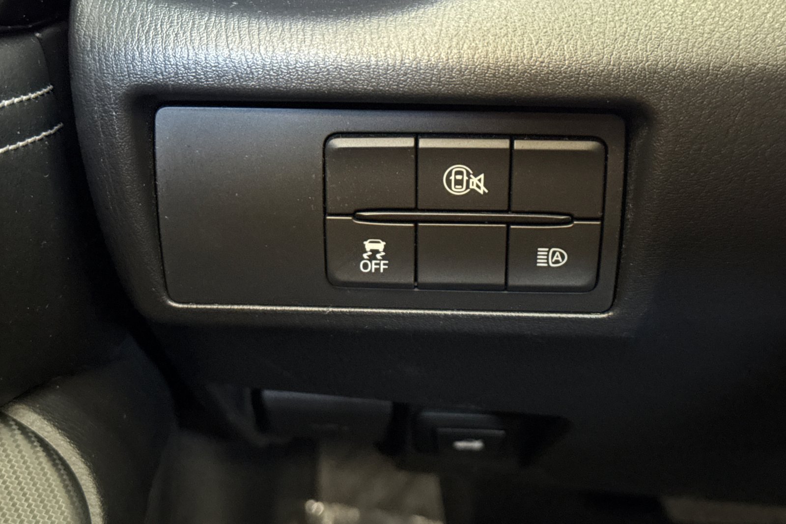 Used 2025 MAZDA MX-5 Miata RF Grand Touring RWD image 33