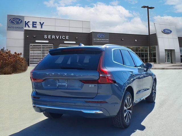 Used 2023 Volvo XC60 B5 Plus image 5