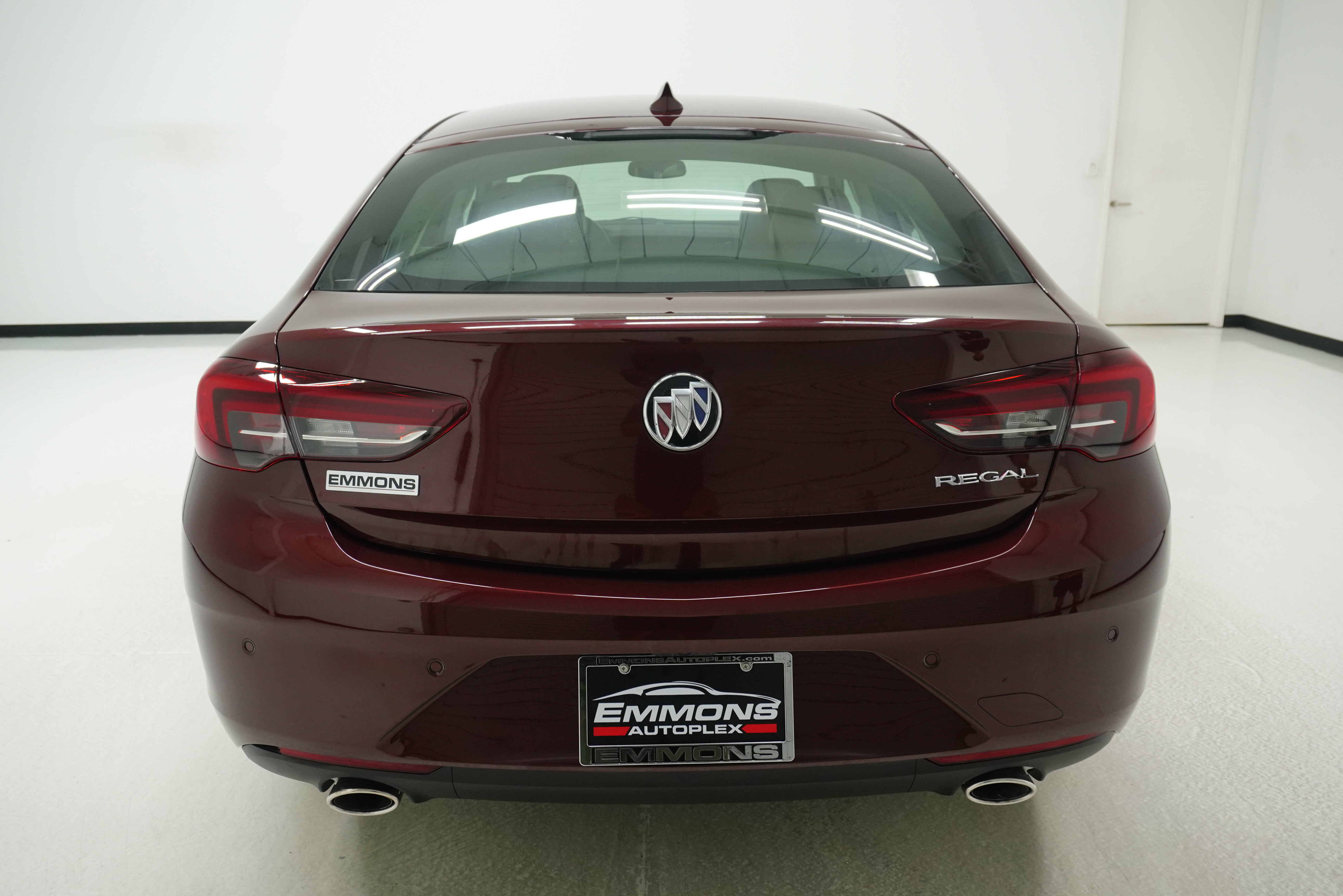 Used 2020 Buick Regal Preferred FWD image 5