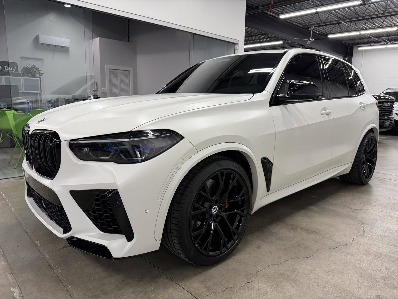 Used 2023 BMW X5 M w/ Competition Package AWD/4WD image 1