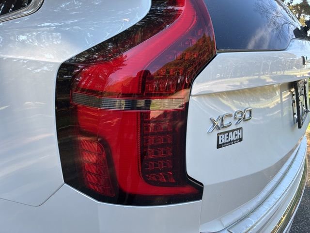 New 2026 Volvo XC90 B6 Plus w/ Protection Package Premier AWD/4WD image 15