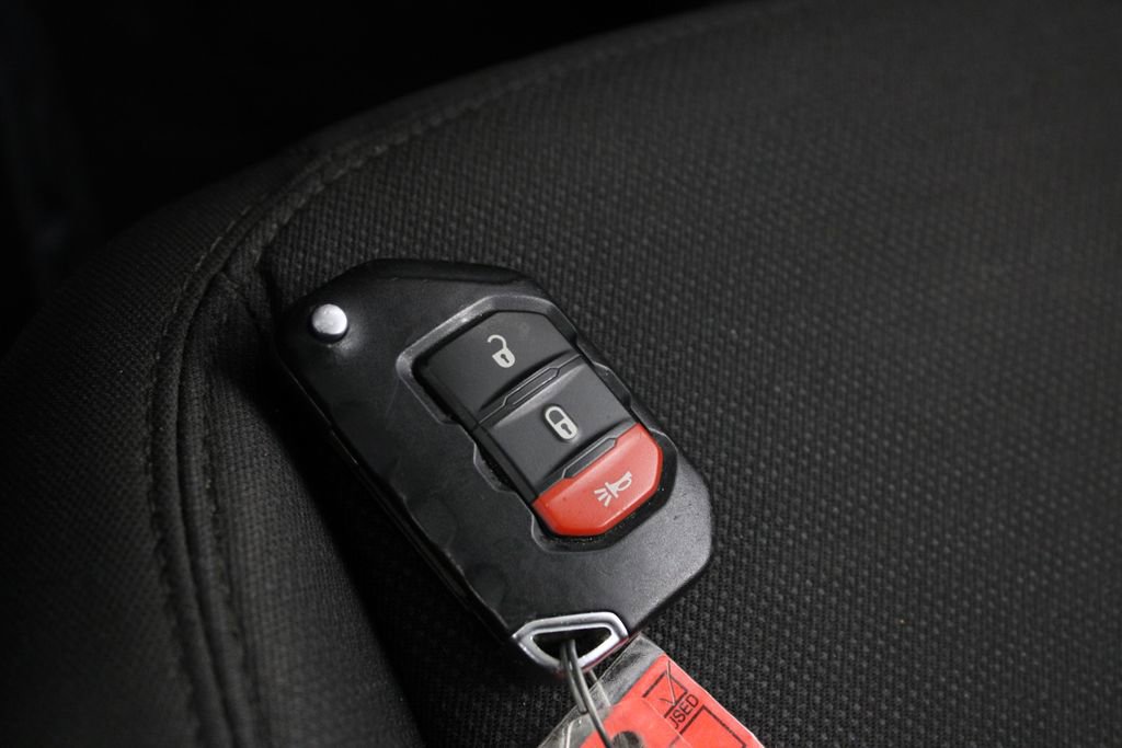 Used 2023 Jeep Gladiator Overland image 28