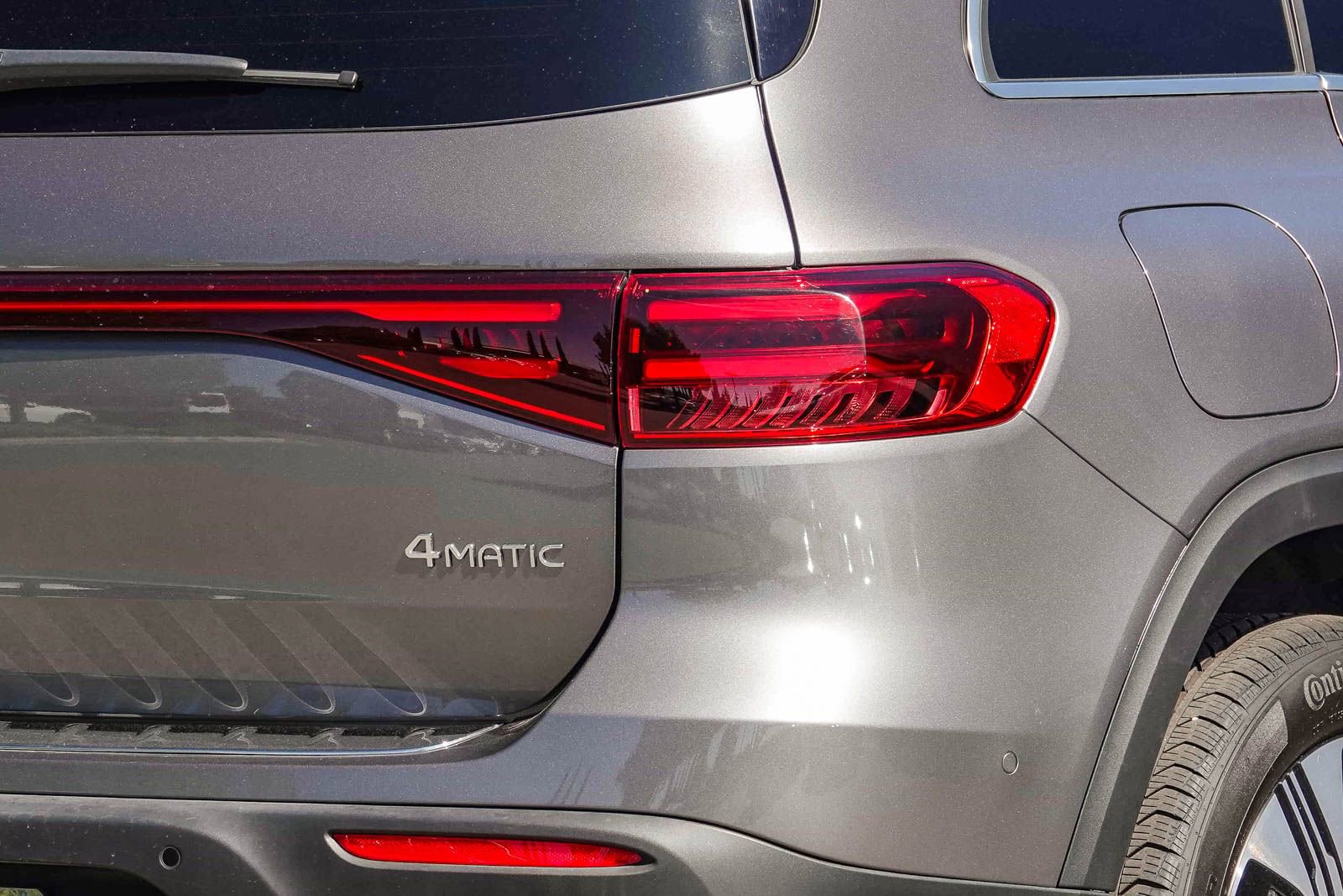 Used 2024 Mercedes-Benz EQB 300 4MATIC image 8