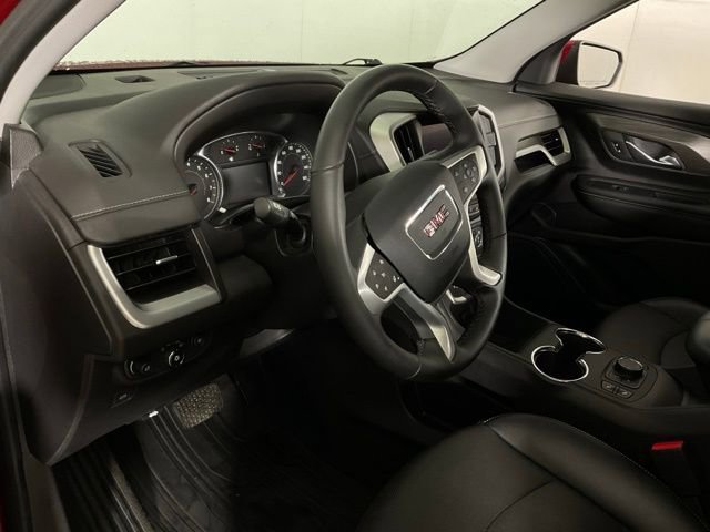 Used 2024 GMC Terrain SLT image 18
