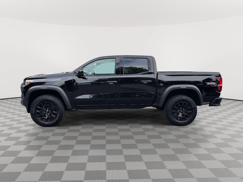 Used 2026 Chevrolet Colorado Trail Boss AWD/4WD image 4