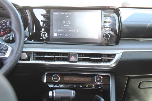 Used 2023 Kia K5 LXS FWD image 15