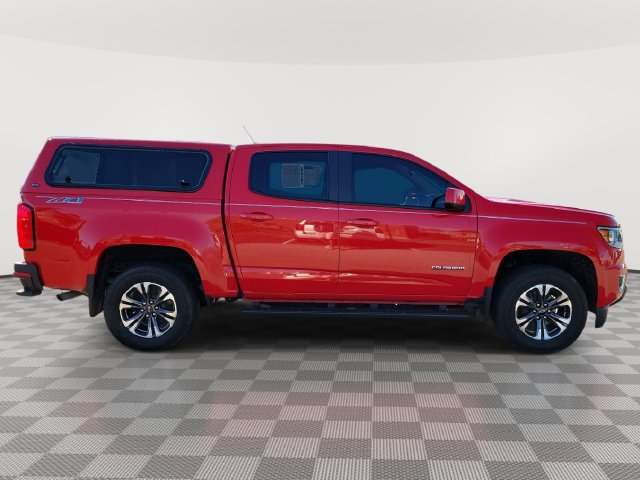 Used 2018 Chevrolet Colorado Z71 AWD/4WD image 3