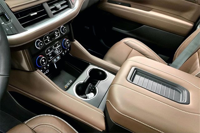 Used 2024 Chevrolet Tahoe High Country image 14